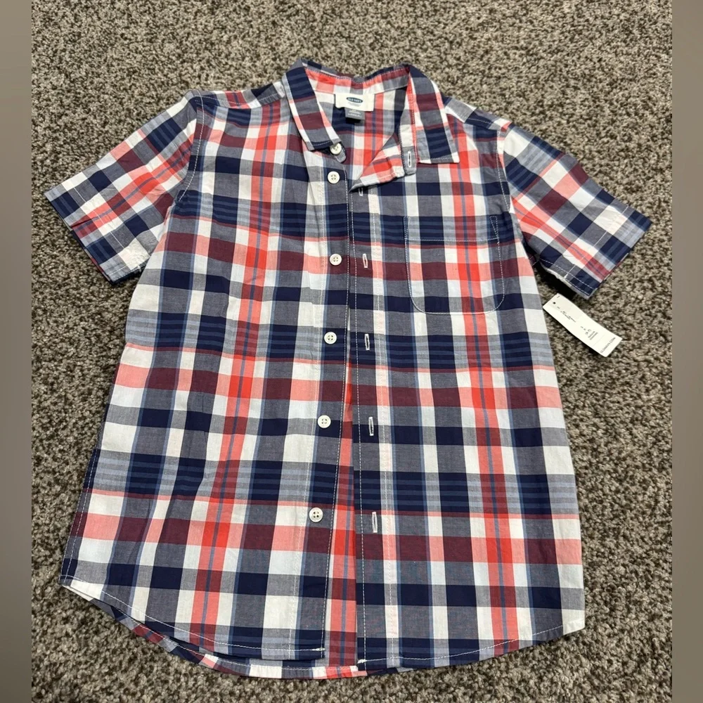 NWT boys red/white/Blue button down size 6/7